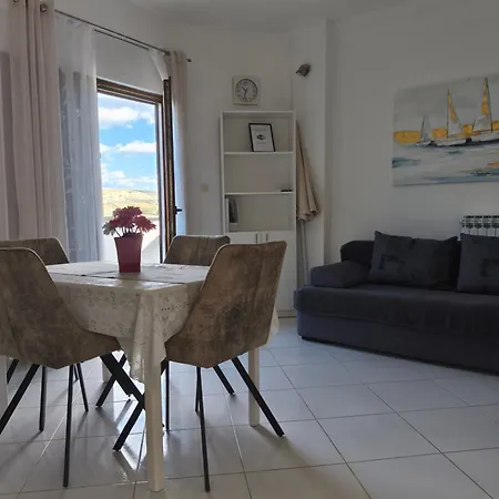 K&m Apartment *
