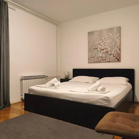 Apartment K&m Pag Town