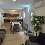 דירה Family K&m *